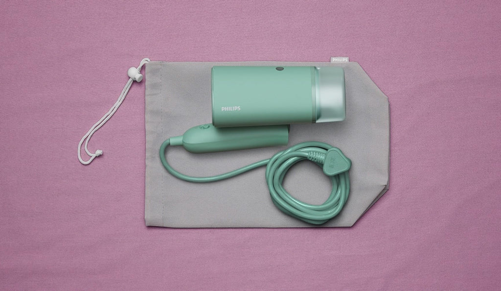 Lisse & go 3000 Series Garment Steamer - 1000W, 20 g/min Steam, Removable Water Tank 100 ml, Plastic Plate, Blue (STH3000/20)